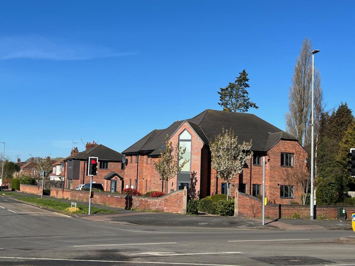Cross Court, Stafford By Bell Apartments Eksteriør bilde